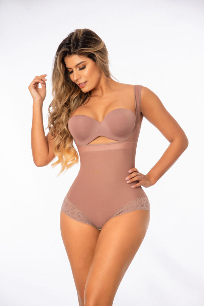 Modern Sensation 415- Cheeky bodysuit with silicone lace – fajas