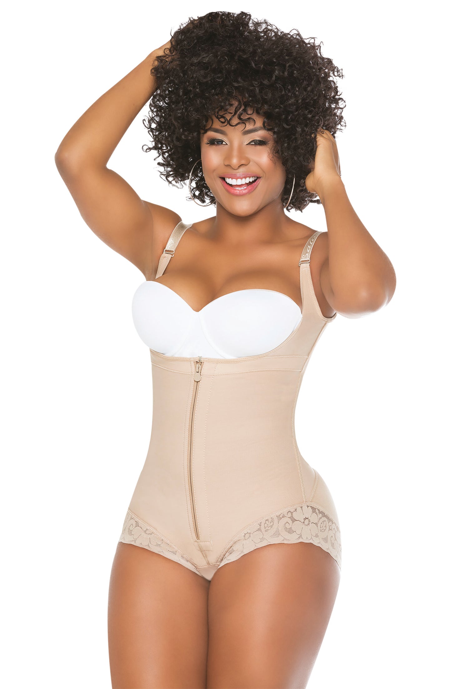 Salomé 413 - Body atrevido con espalda alta y realce de glúteos